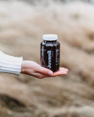 S podzimem 🍂 přichází čas zpomalit a dopřát tělu i mysli prostor k očistě a obnově. Juvenil® Detox podporuje přirozené...